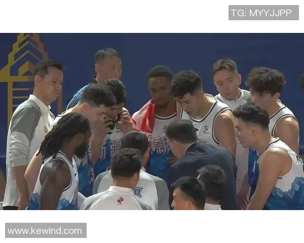 广厦与山东首场对决精彩纷呈球迷期待激烈碰撞与精彩表现