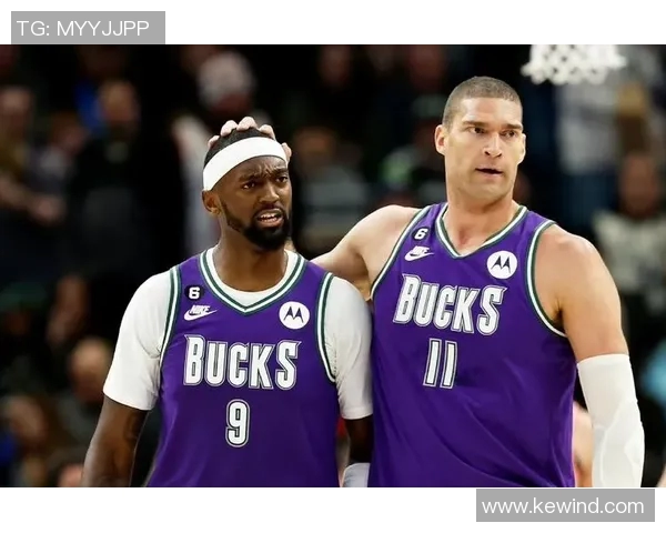 布鲁克洛佩斯的篮球旅程与成就解析：从新秀到明星的蜕变之路