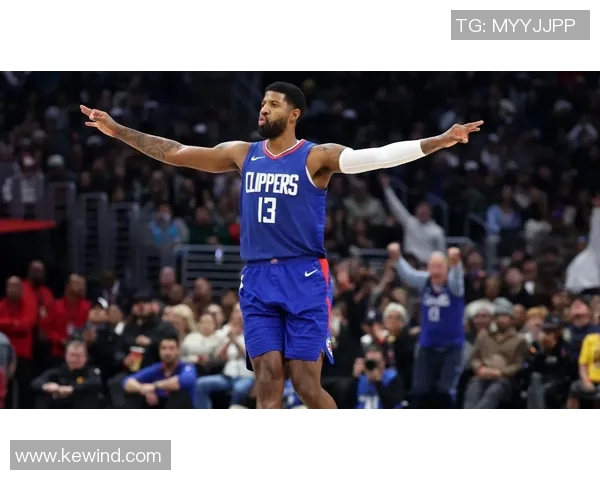 考辛斯与保罗乔治的对决分析及其对NBA格局的影响探讨